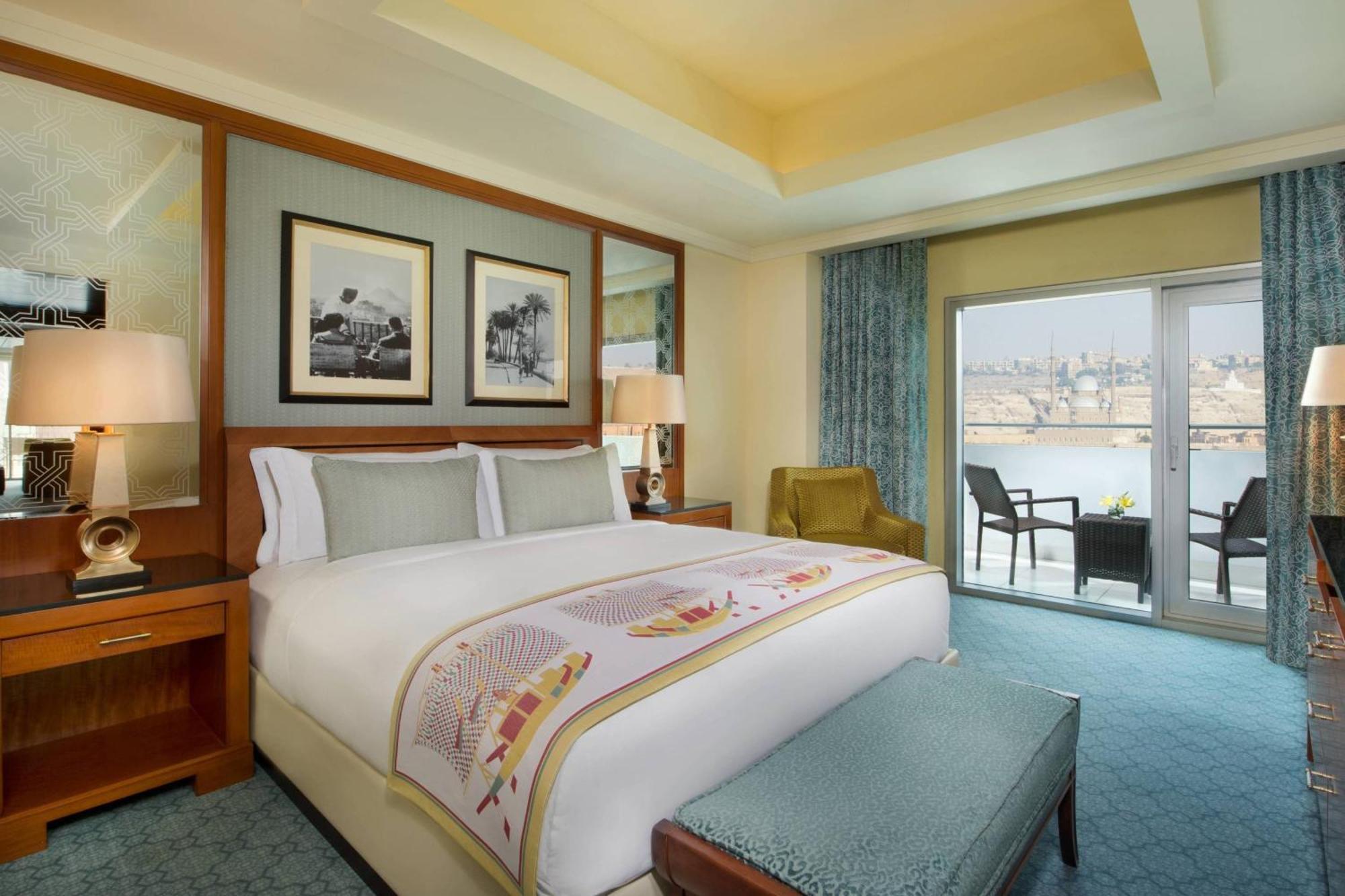 The Nile Ritz-Carlton, Cairo Hotel Exterior photo A bedroom at the hotel