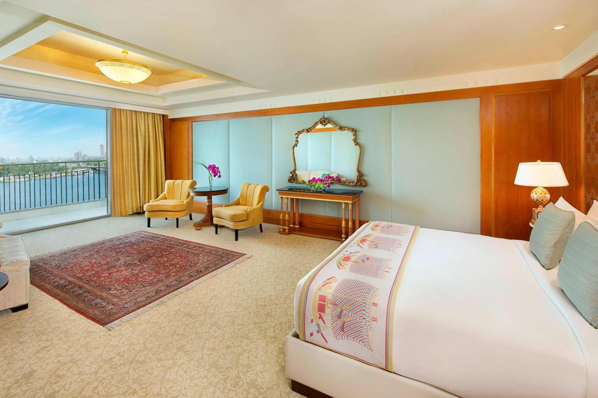 The Nile Ritz-Carlton, Cairo Hotel Exterior photo A bedroom at the Atlantis, The Palm