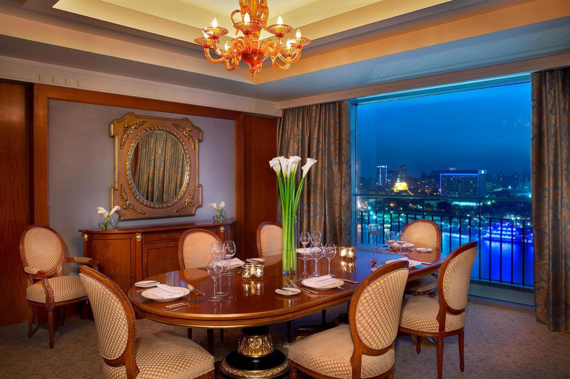 The Nile Ritz-Carlton, Cairo Hotel Exterior photo A dining room in a suite at the Four Seasons Hotel, Mumbai