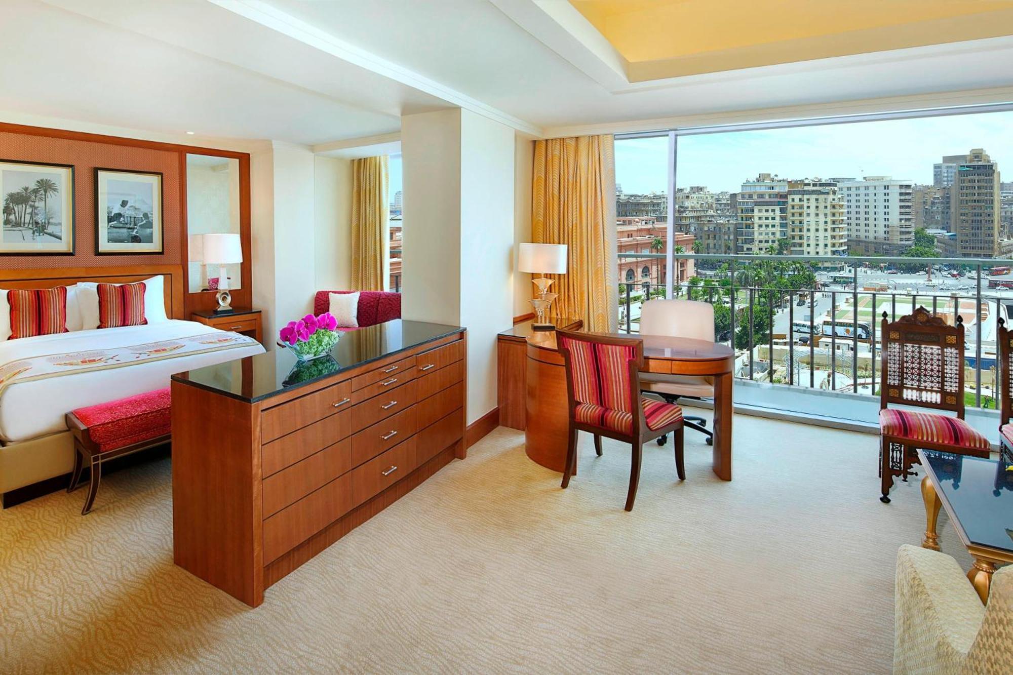 The Nile Ritz-Carlton, Cairo Hotel Exterior photo A suite at the Four Seasons Hotel, Cairo