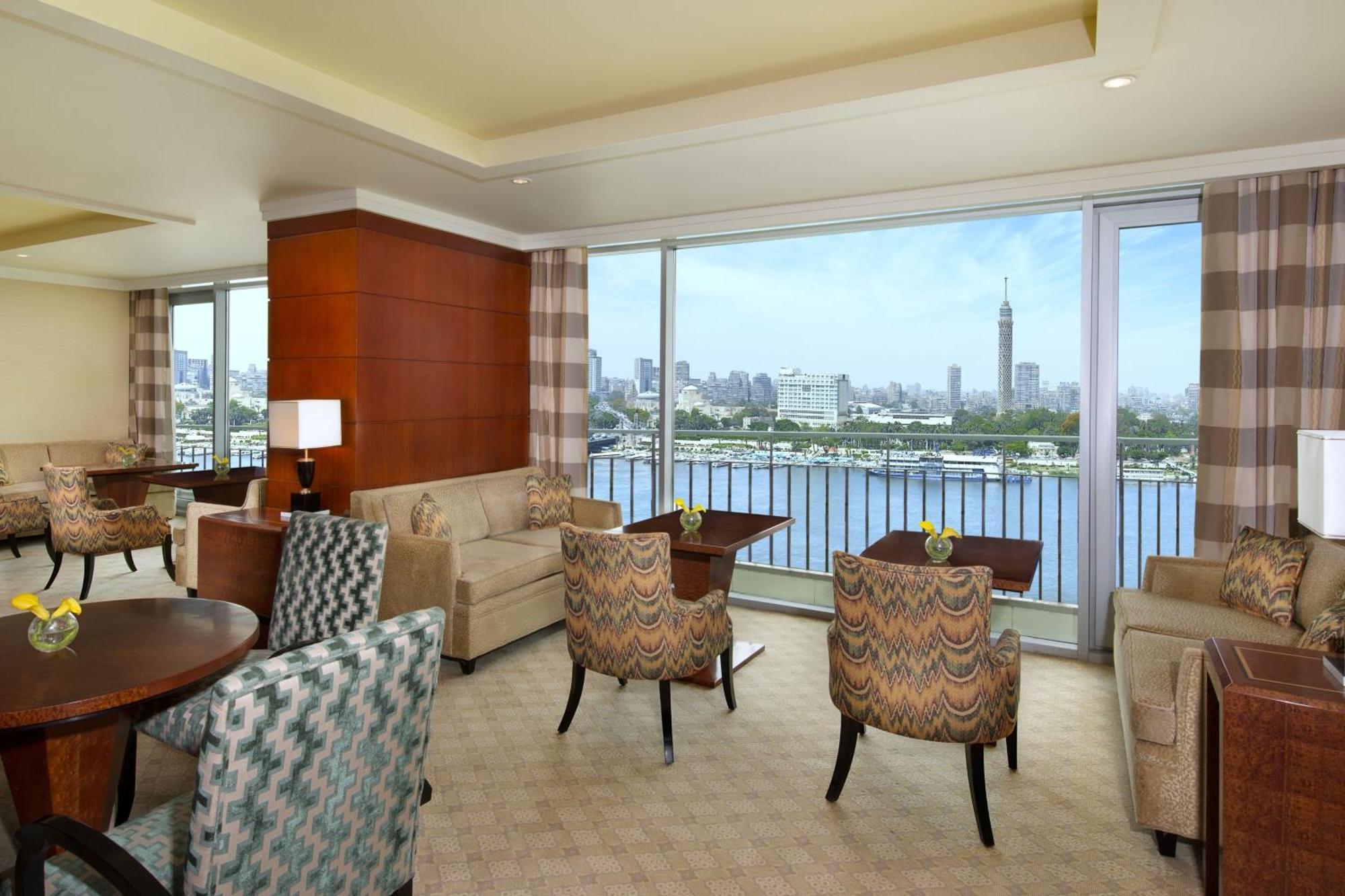 The Nile Ritz-Carlton, Cairo Hotel Exterior photo A suite at the hotel